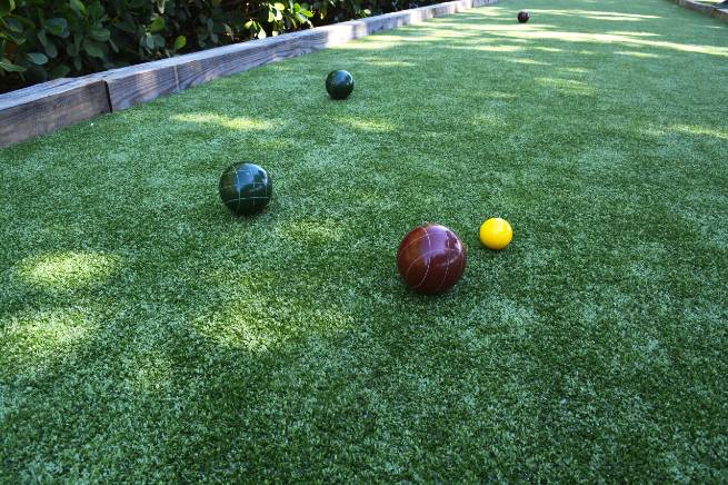 Synthetic bocce ball turf